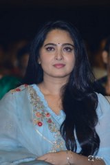 Anushka at Hit Movie Pre Release Event